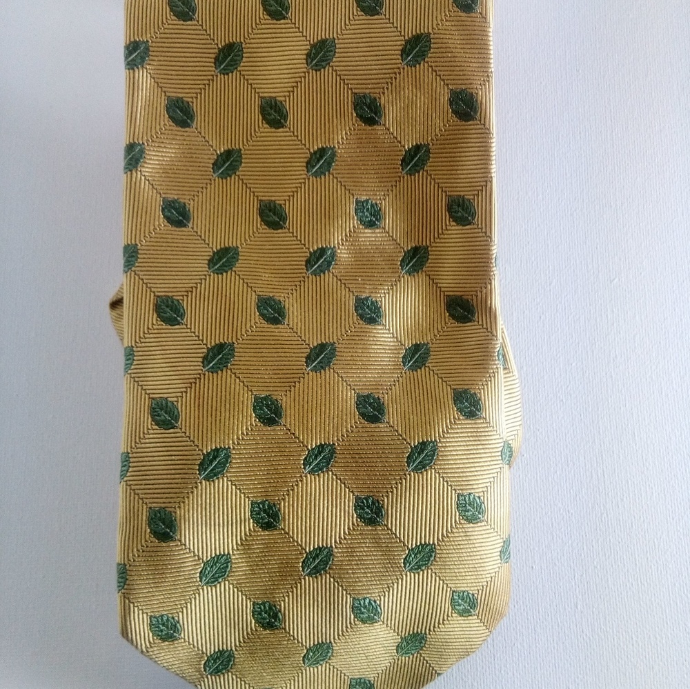 Brooks Brothers Silk necktie